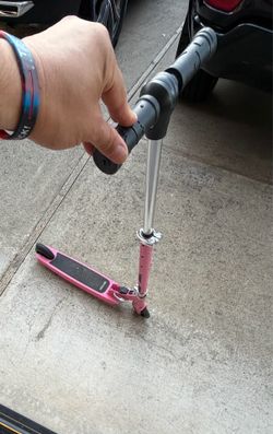 Jetson Pink Jupiter Scooter