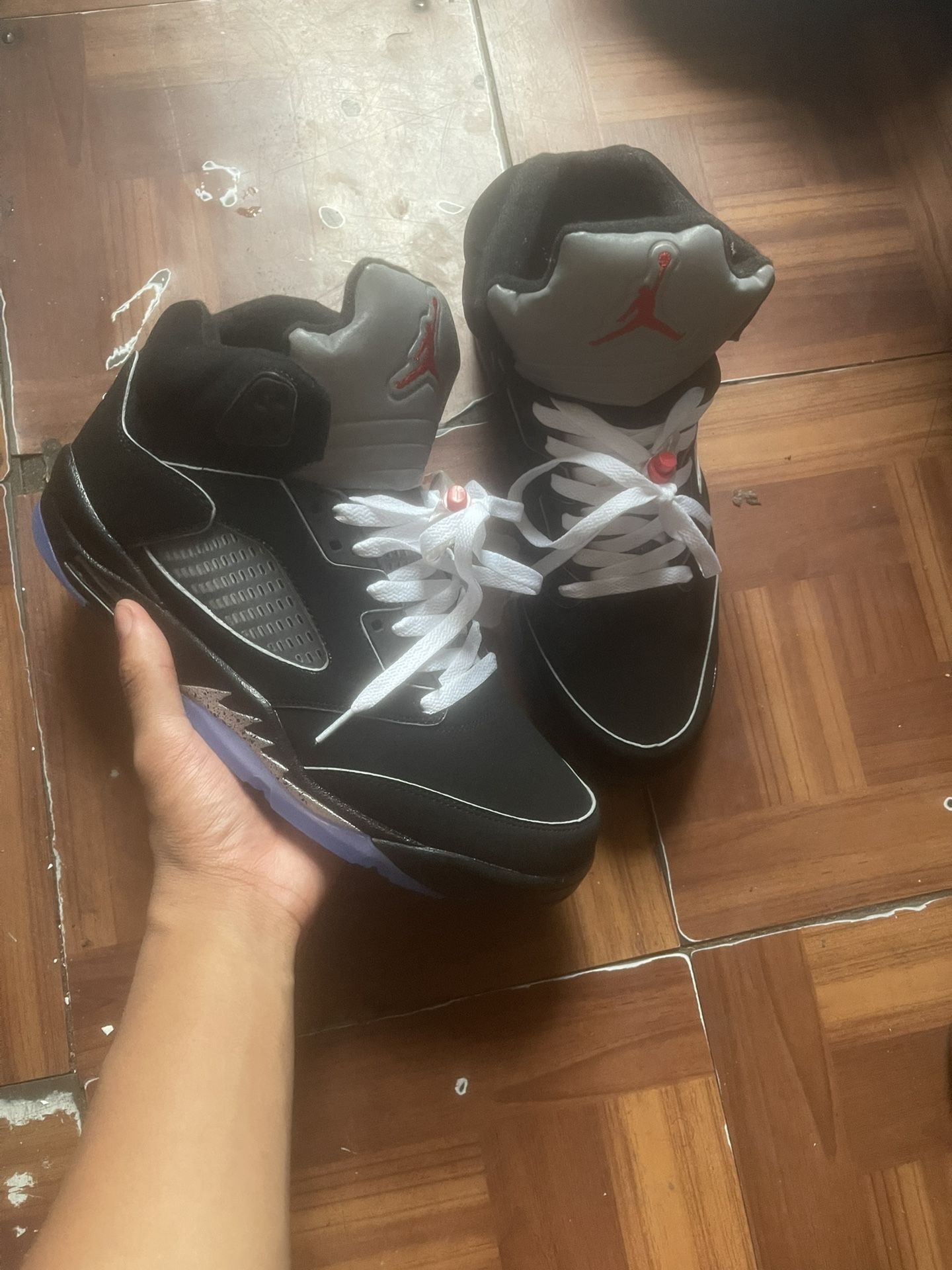 Air jordan 5 metallic reimagined