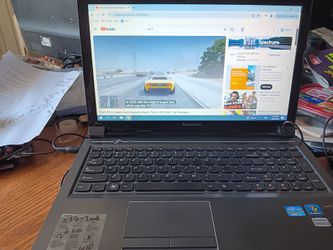 Lenovo Laptop Intel i5 win 10 works good