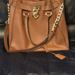 Micheal Kors Purse