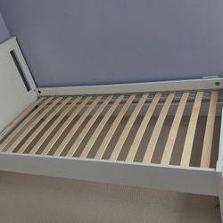 Twin Bed 