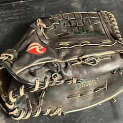 Rawlings Baseball Glove 