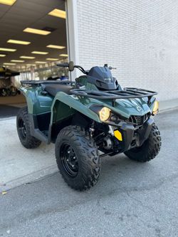 2022 Can-Am Outlander 570 15 Miles 4 Hrs