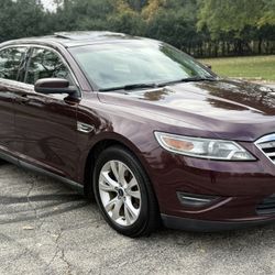 2011 Ford Taurus