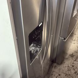 Whirlpool Apartment Size Refrigerator 