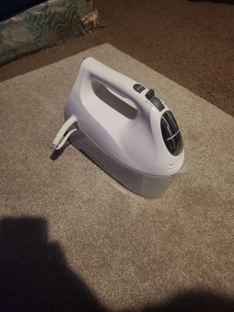 Hamilton Beach Hand Mixer