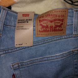 Levi's High Rise Shorts 