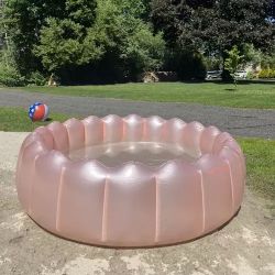 5.5 ft INFLATABLE POOL