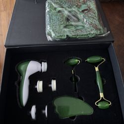 Skin Care Tools -New In case