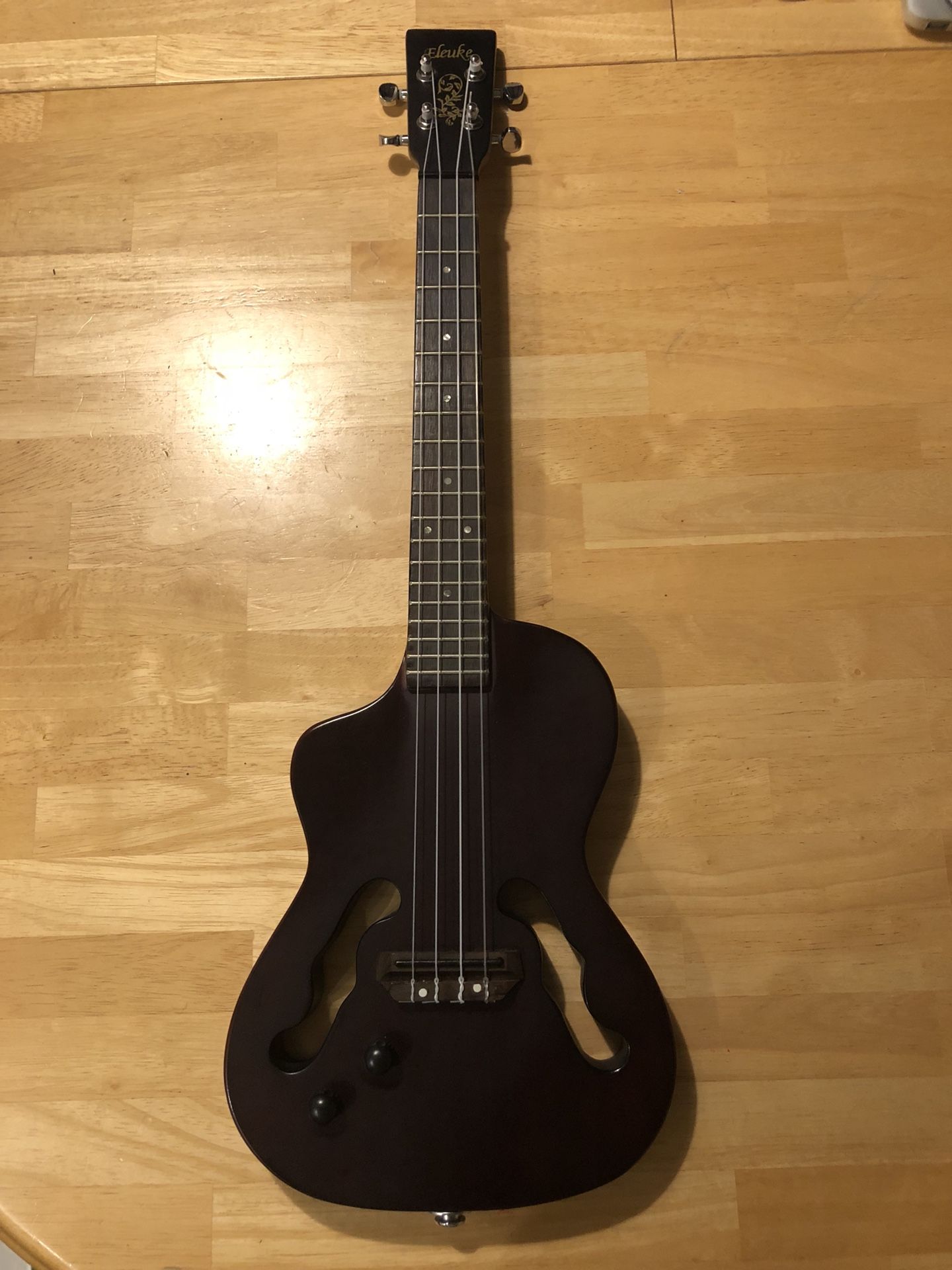 Eleuke tenor ukulele solid body left handed electric