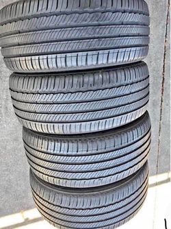 📲☎️ 235/65/18 Michelin Set de Tired con 80% de vida las 4