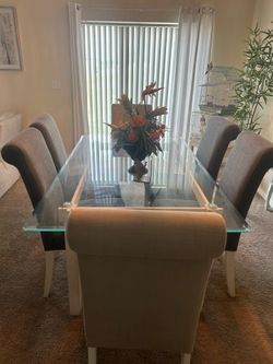 Dinning table