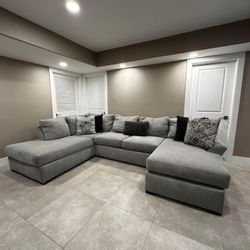 Light Gray Fabric Sofa Sectional Couch — FREE DELIVERY! 