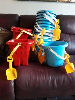 Jumbo bucket with shovel $2 each.. great to fill items for Easter( many more items in my sight check it out)