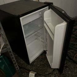 Small Refrigerator 