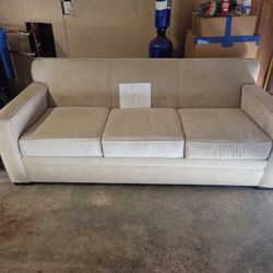 Queen Sofa Pull-out Bed