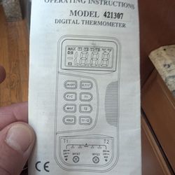 Grainger Industrial HVAC Digital Thermometer & Carrying Case