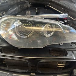 BMW X5 2008-2012 Passenger Headlight