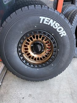 33x10-15 tensor with 15x8 ks242 M-BRONZE BLK-RG 4x137 0 offset