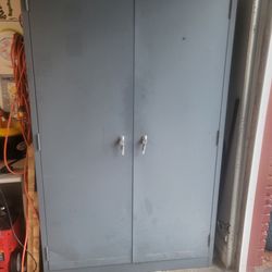 Steel Cabinet 4x2x6.5t