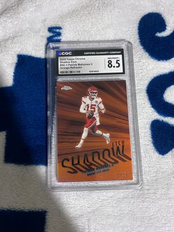 Patrick mahomes football card