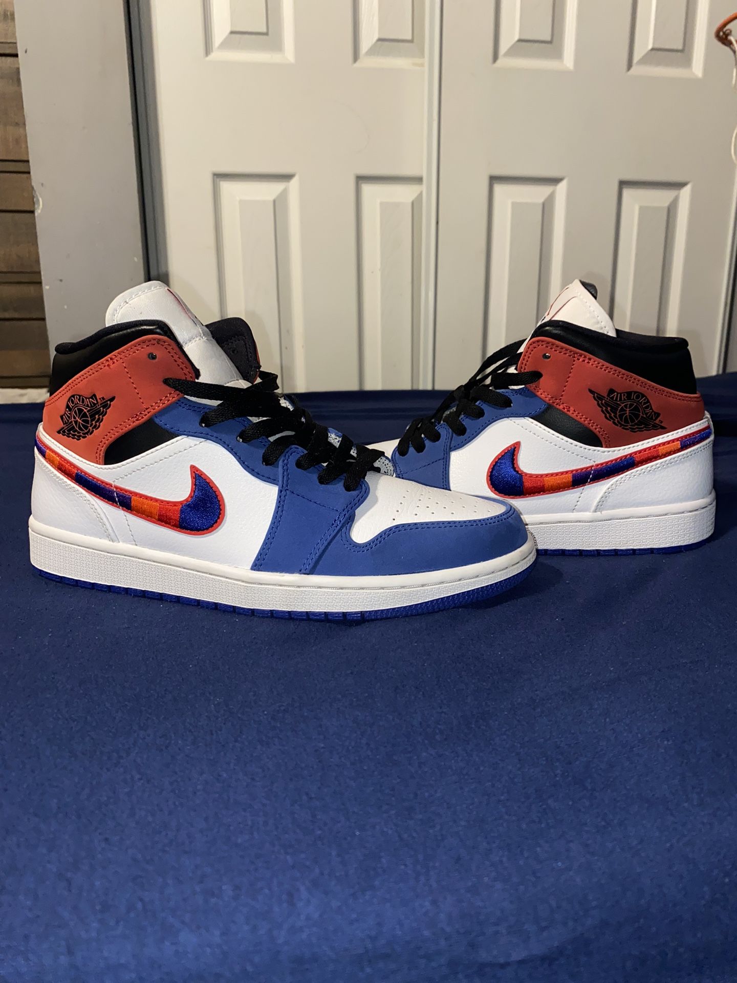 Mid Se Blue Red Black And White 1s Air Jordan Mid SE Men's White