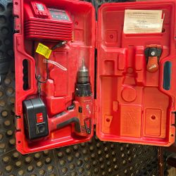 Milwaukee Drill Set