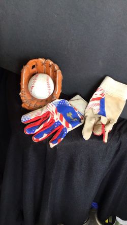 Under Armour clean up culture baseball batting gloves size Youth M