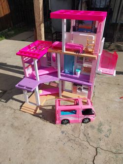 Barbie Dream House