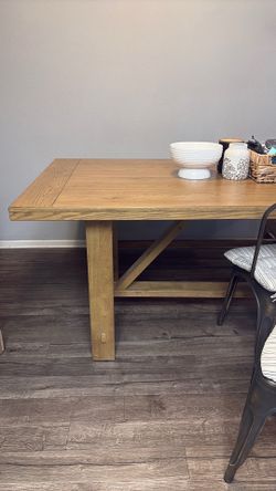 Wood dinning table with bench & chairs
