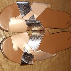 New Sandals $5