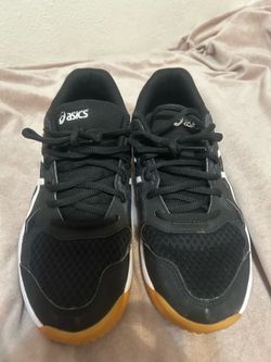 Asics Upcourt 6 Size 5 1/2 Shoes