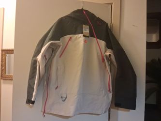 Unisex nike ACG China vortex storm fit ADV Gortext jacket size medium brand new pink white black
