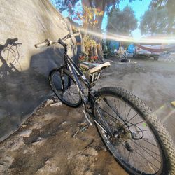 Very Good TREK Mountain Bike