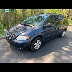 2005 Dodge Caravan