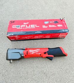 Milwaukee 12V FUEL 3/8in Right Angle Impact Wrench