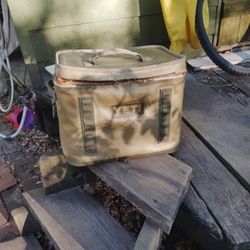 Small Yeti Cooler