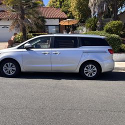 2015 KIA Sedona