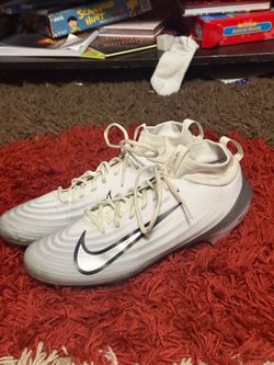 Nike air zoom cleats 👟11.5/  (half the original price)