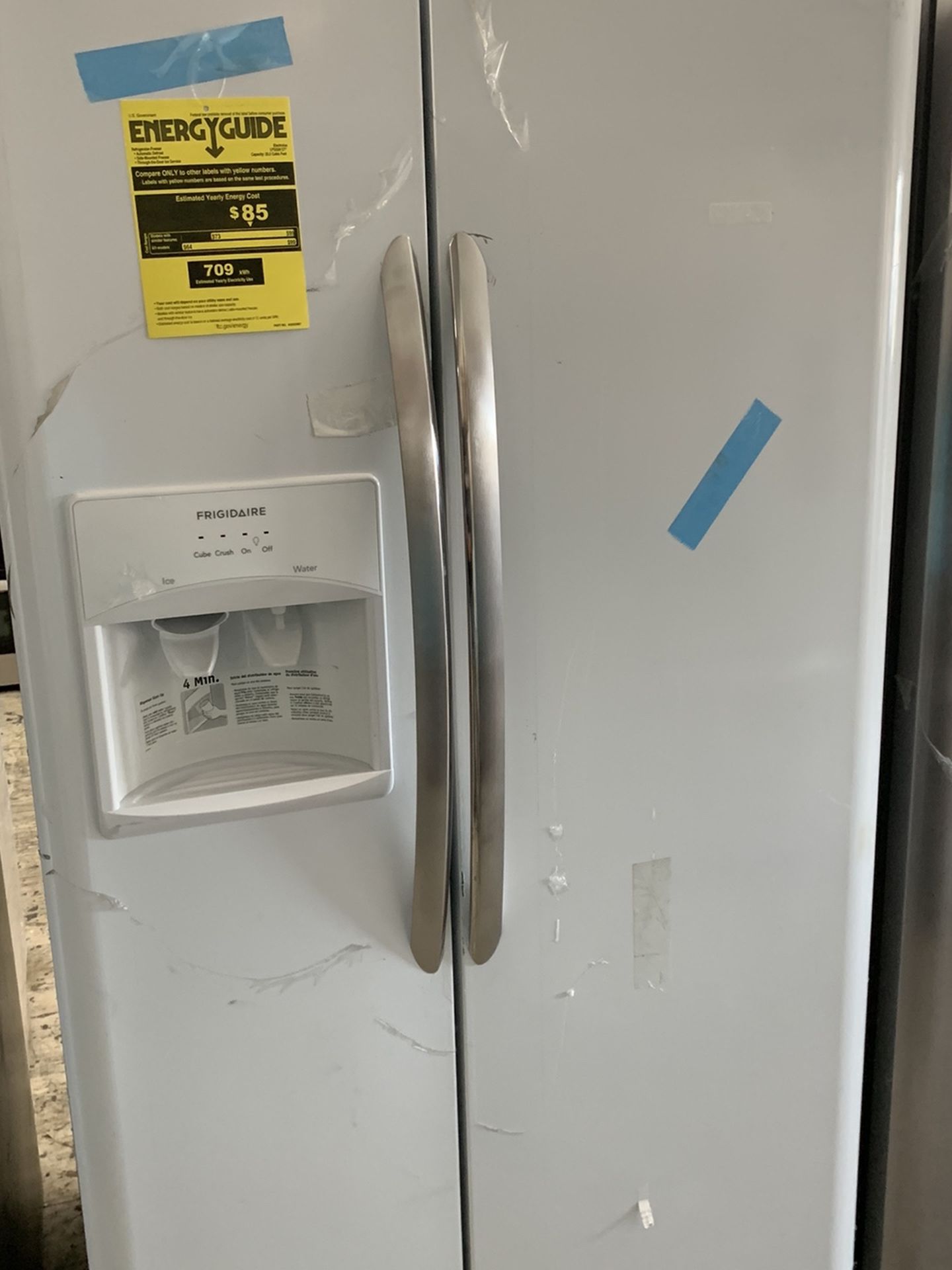 Frigidaire Side By Side In Glossy White New Open Box
