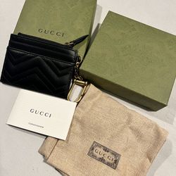 Brand NEW Gucci Wallet authentic 