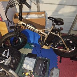 Montagne 700 Electric Bike From Stone Mountain Bike Co.