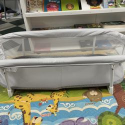 Baby Delight Snuggle Nest Bassinet 