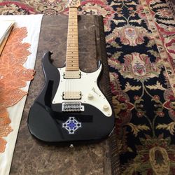 IBanez Electric guitar excellent condition