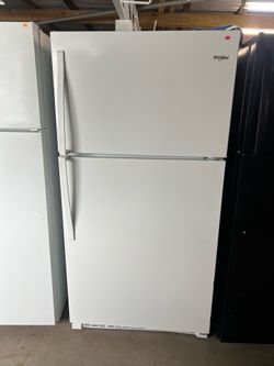 Whirlpool refrigerator-60 DAY WARRANTY