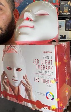 Red Light Therapy Face Mask