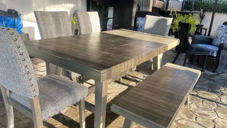 Dinning table
