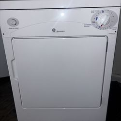 GE - 3.6 Cu. Ft. Stackable Electric Dryer with Portable - White