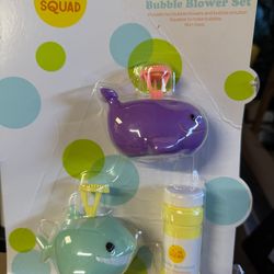 Dip & squeeze bubble blower set
