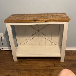 Little Tv Stand 